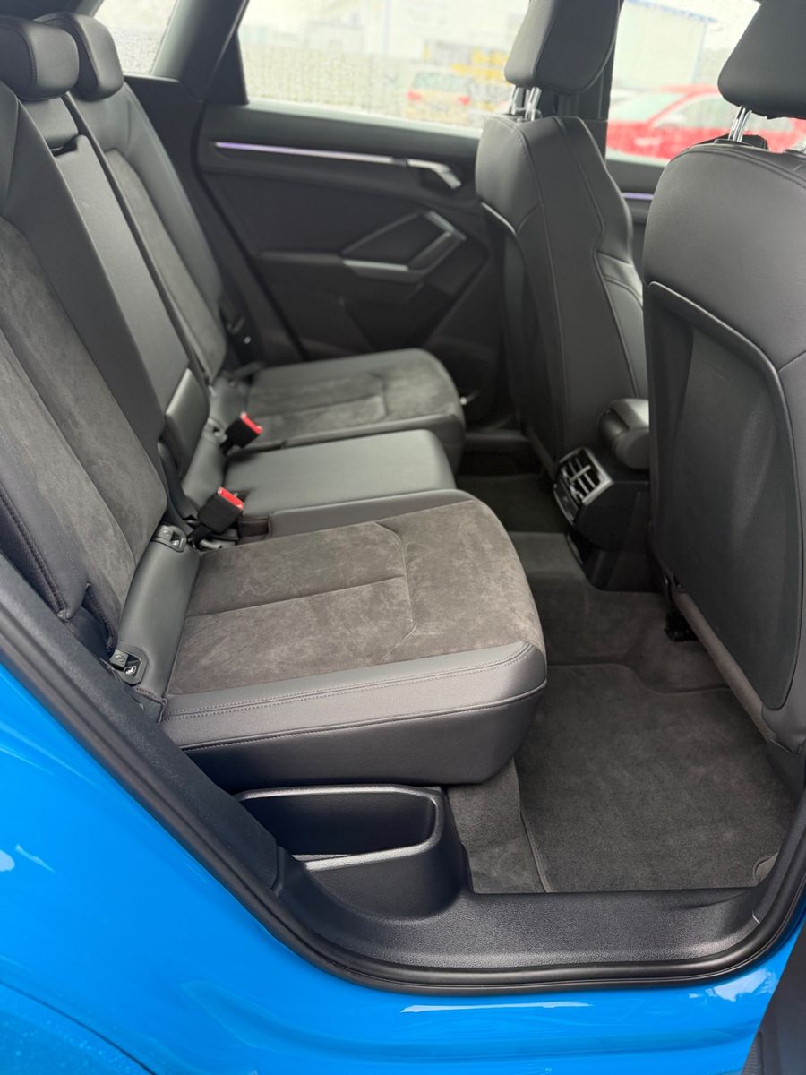 Audi RSQ3 RS Q3 2.5 TFSI quattro AHK B&O foto 16