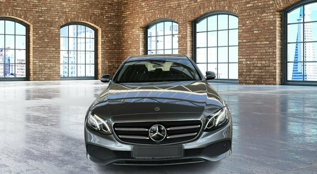 Mercedes-Benz E 400 T d 4M Avantgarde ACC AUT Kam. KlimaA LED foto 2