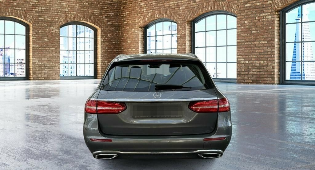 Mercedes-Benz E 400 T d 4M Avantgarde ACC AUT Kam. KlimaA LED foto 6