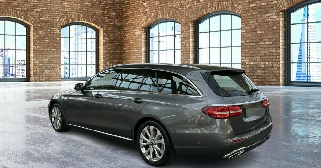 Mercedes-Benz E 400 T d 4M Avantgarde ACC AUT Kam. KlimaA LED foto 7