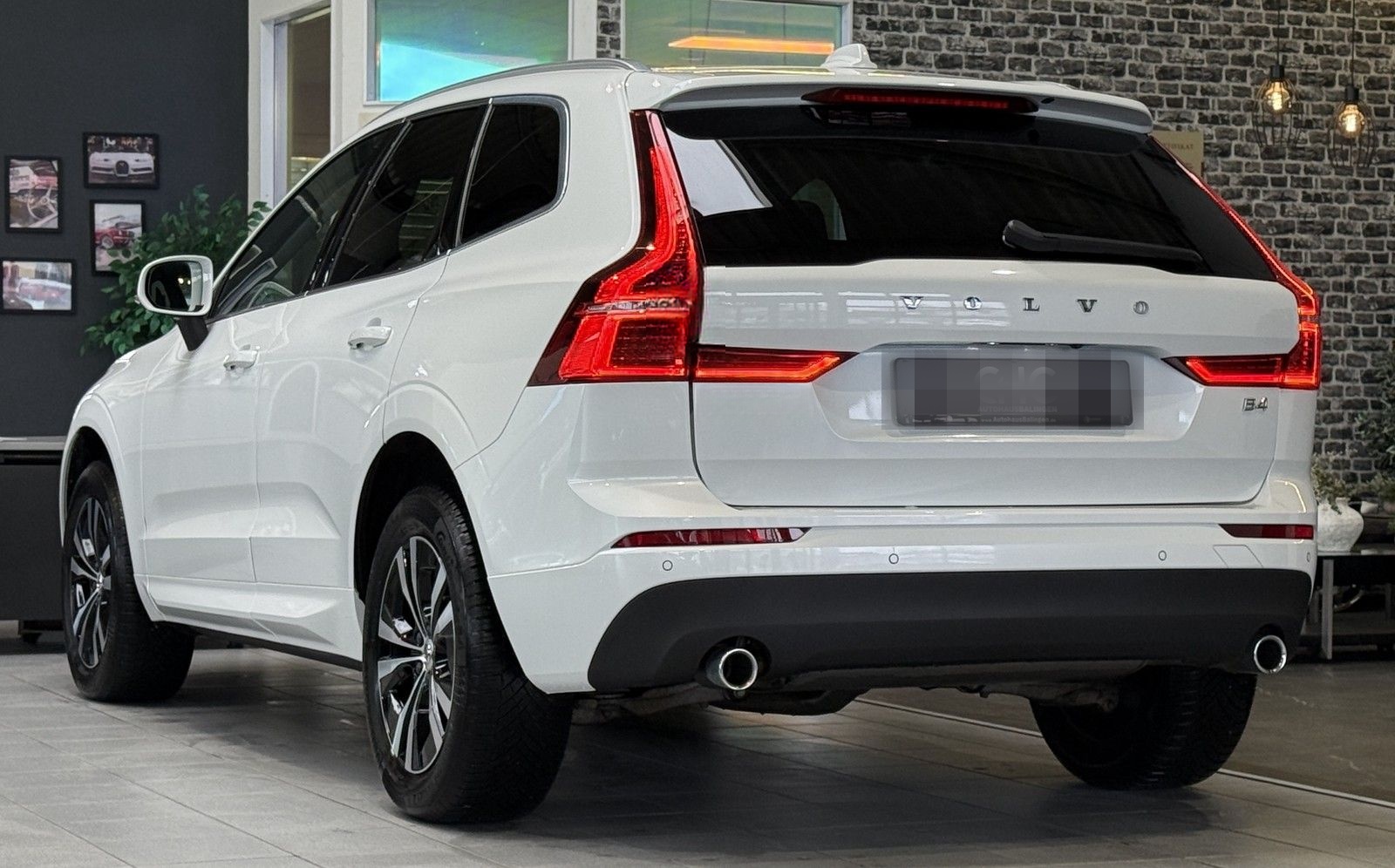 Volvo XC60 Momentum Pro|H&K|KAMERA|NAVI|LK+SHZ|SPUR*|T foto 5