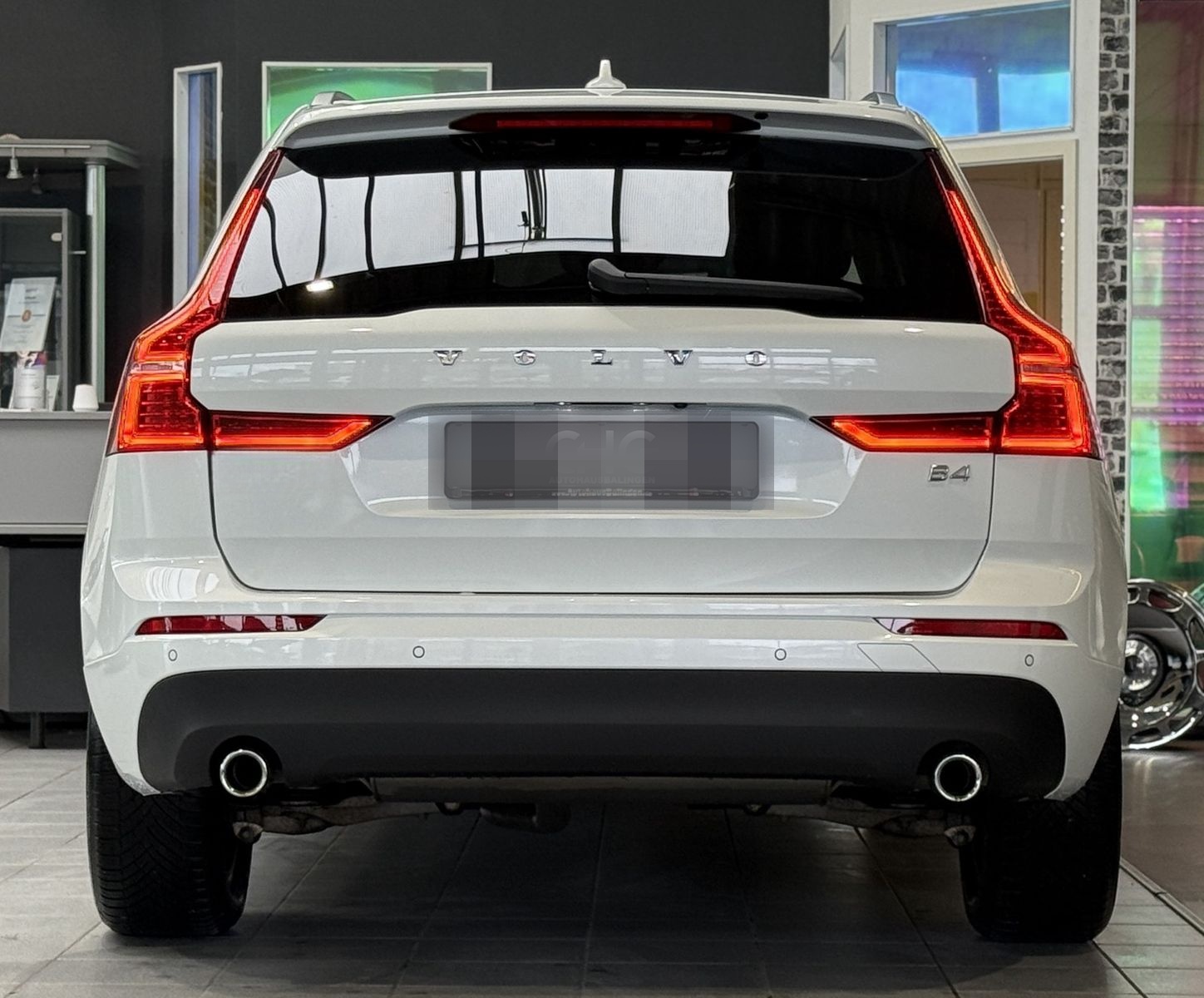 Volvo XC60 Momentum Pro|H&K|KAMERA|NAVI|LK+SHZ|SPUR*|T foto 6