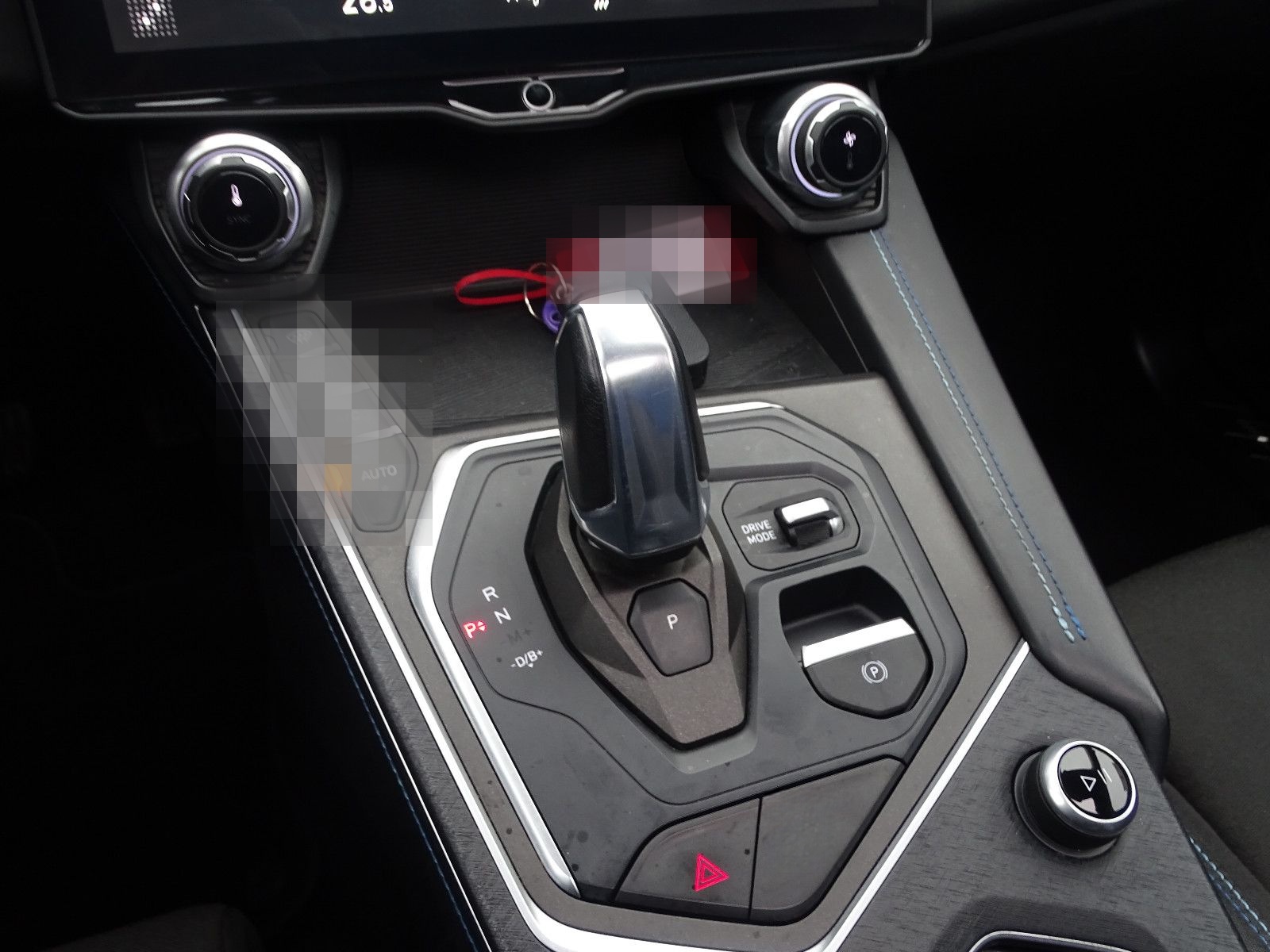 Lynk&Co 01 eHybrid "Pano/RFK/ACC/SHZ/LED/Navi" foto 14