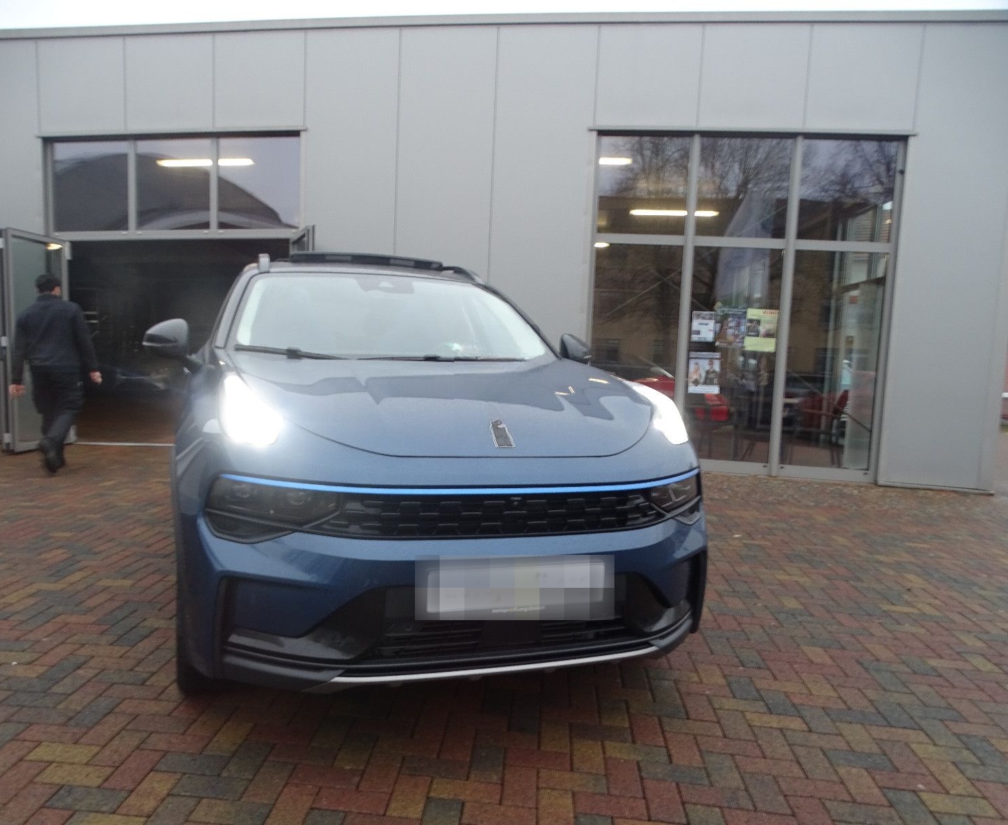 Lynk&Co 01 eHybrid "Pano/RFK/ACC/SHZ/LED/Navi" foto 6
