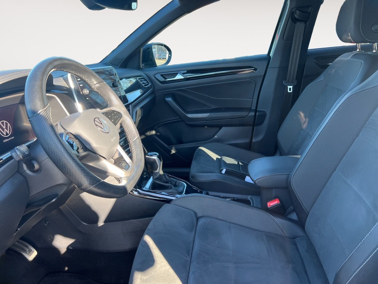 Volkswagen T-Roc 2.0 TDI R-Line+DSG+AHK+NAVI+RFK+LED+SHZ foto 10