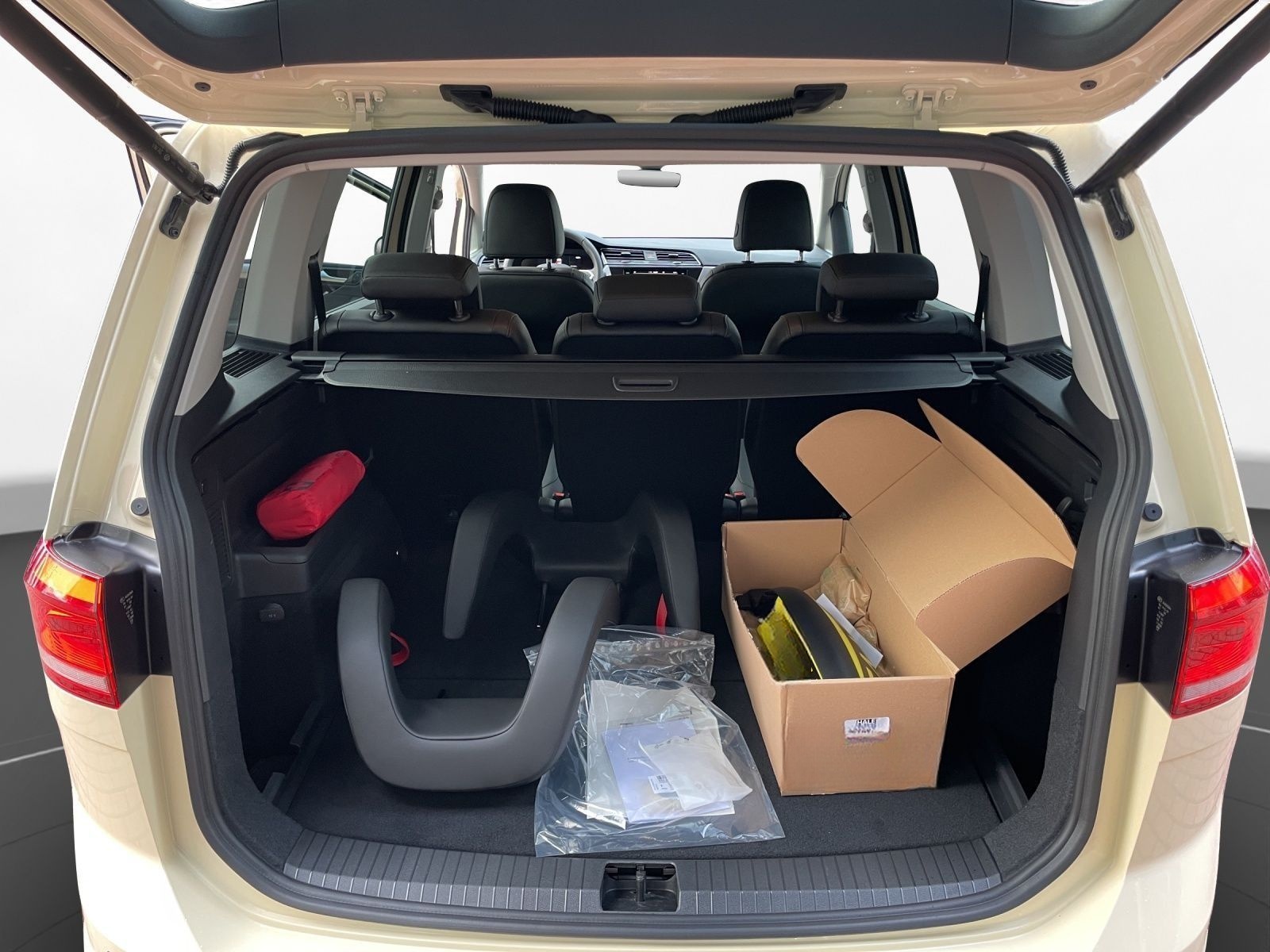 Volkswagen Touran Taxi Trendline 2,0 TDI (150 PS) DSG foto 14
