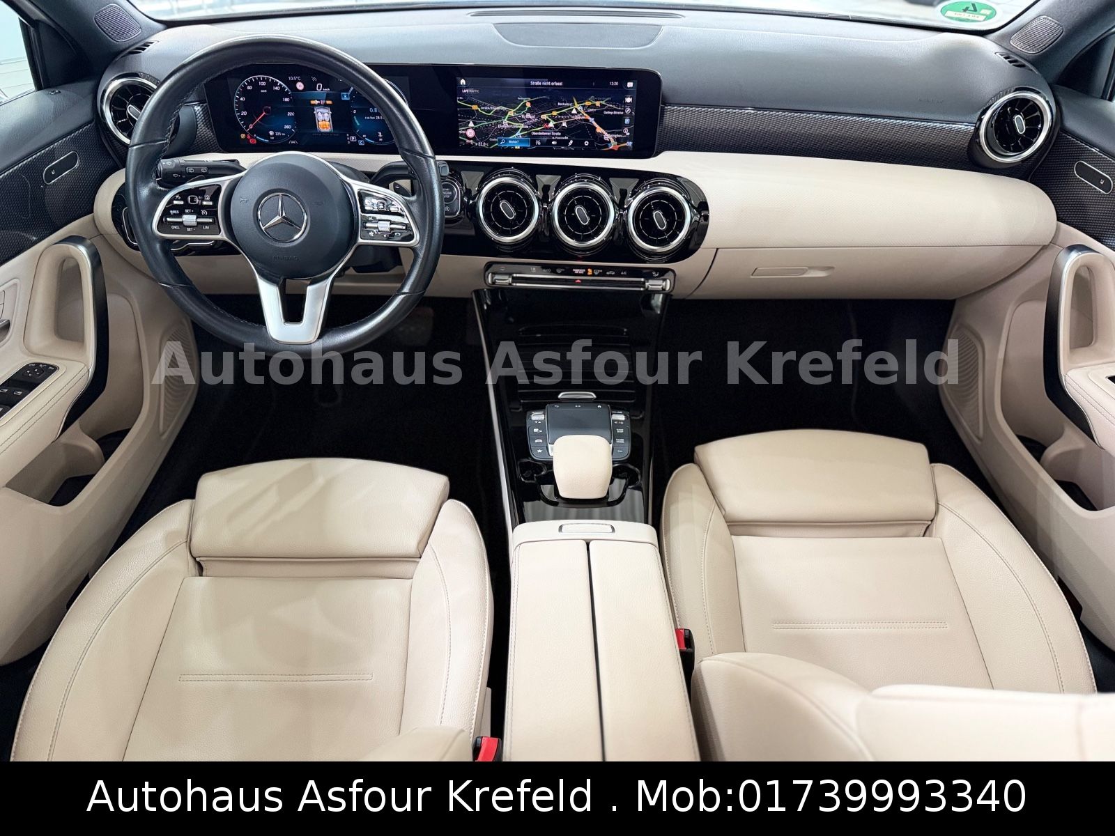 Mercedes-Benz A 250 Night Edition *Panorama*360K*PDC* foto 8