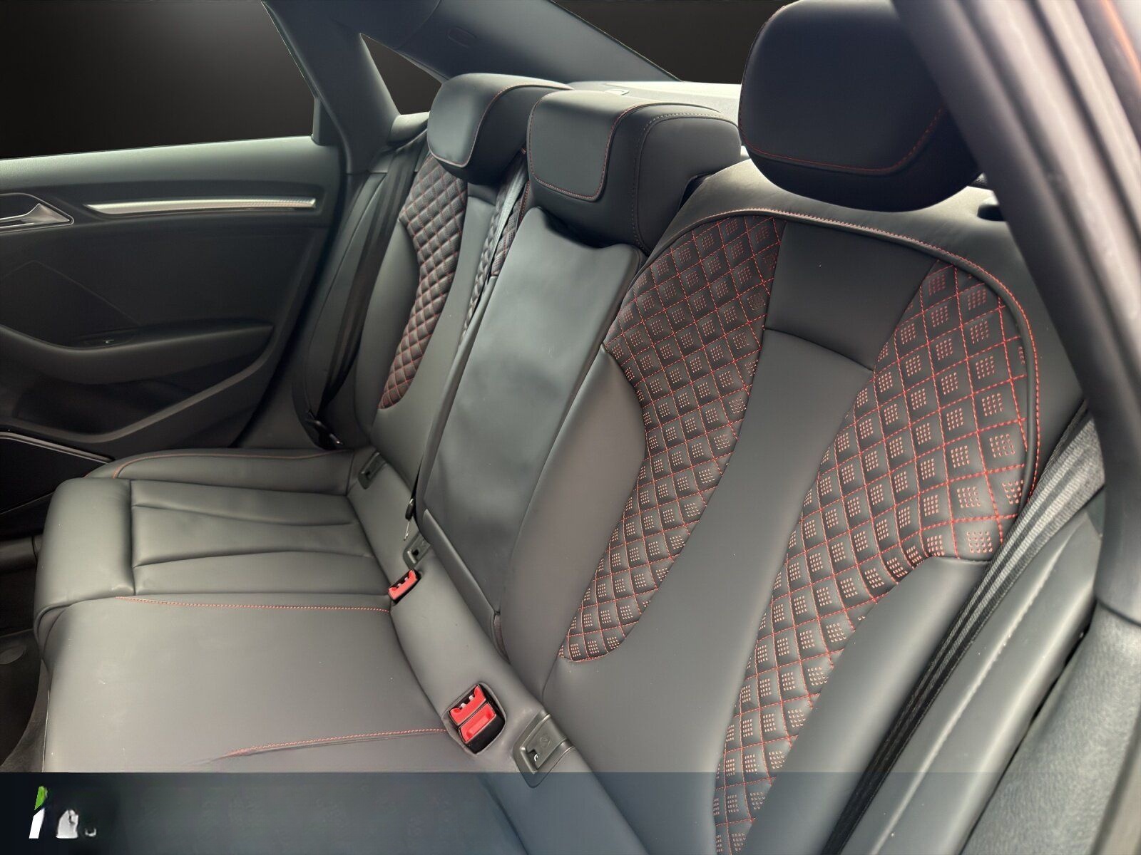 Audi RS 3 Limo 2.5 TFSI quattro +RS SPORTSITZE+B&O foto 22