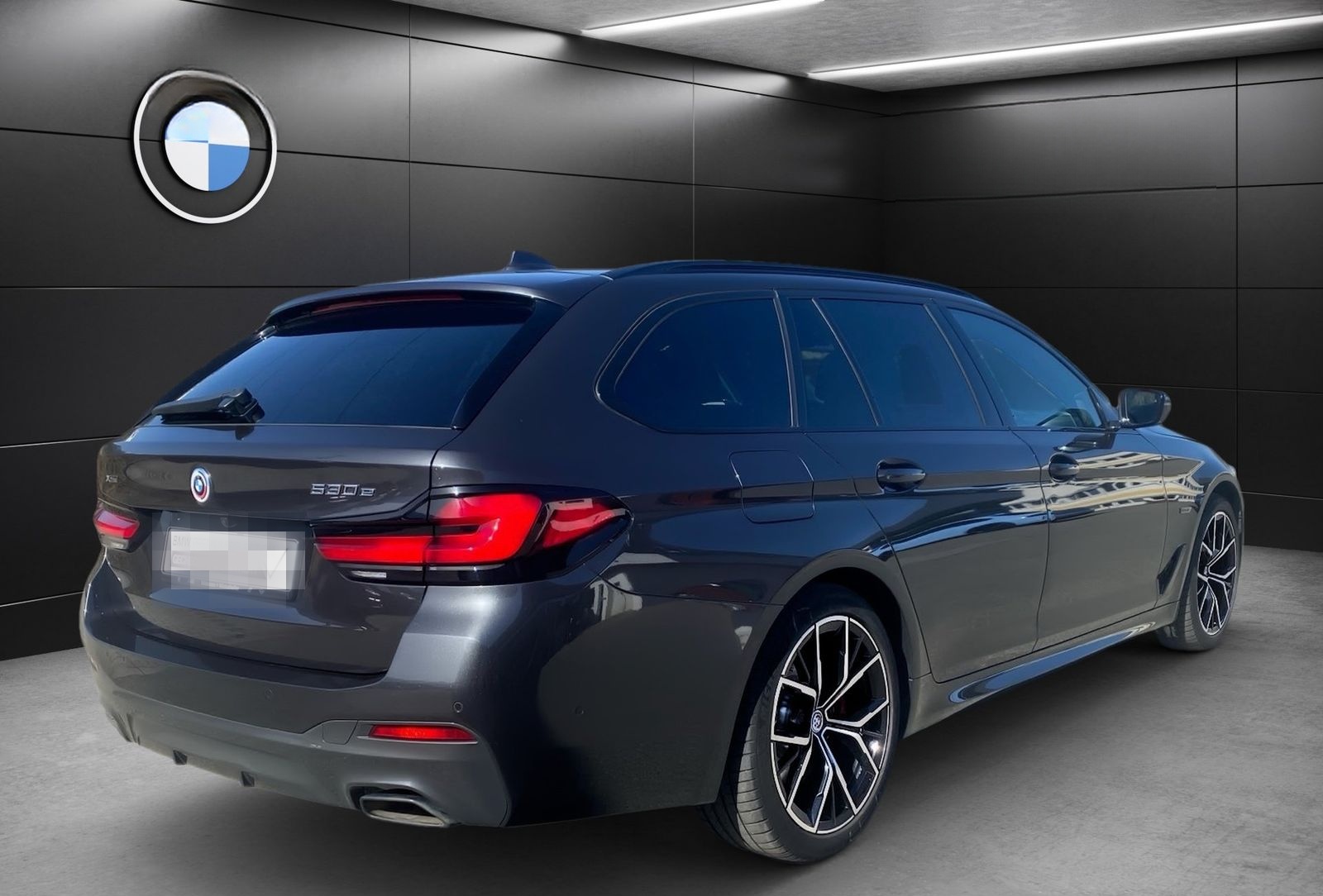 BMW 530e xDrive Touring M Sport Pro HUD Pano DA Prof foto 5