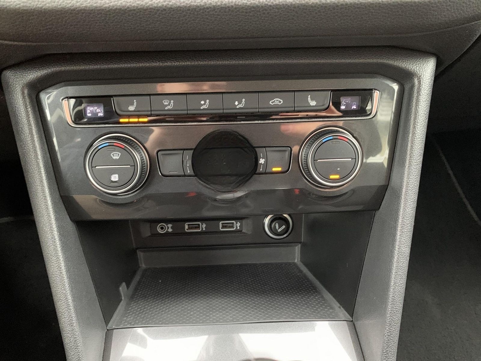 Volkswagen Tiguan Allspace 1.5TSI AHK+Navi+LED+Kamera+ACC foto 17
