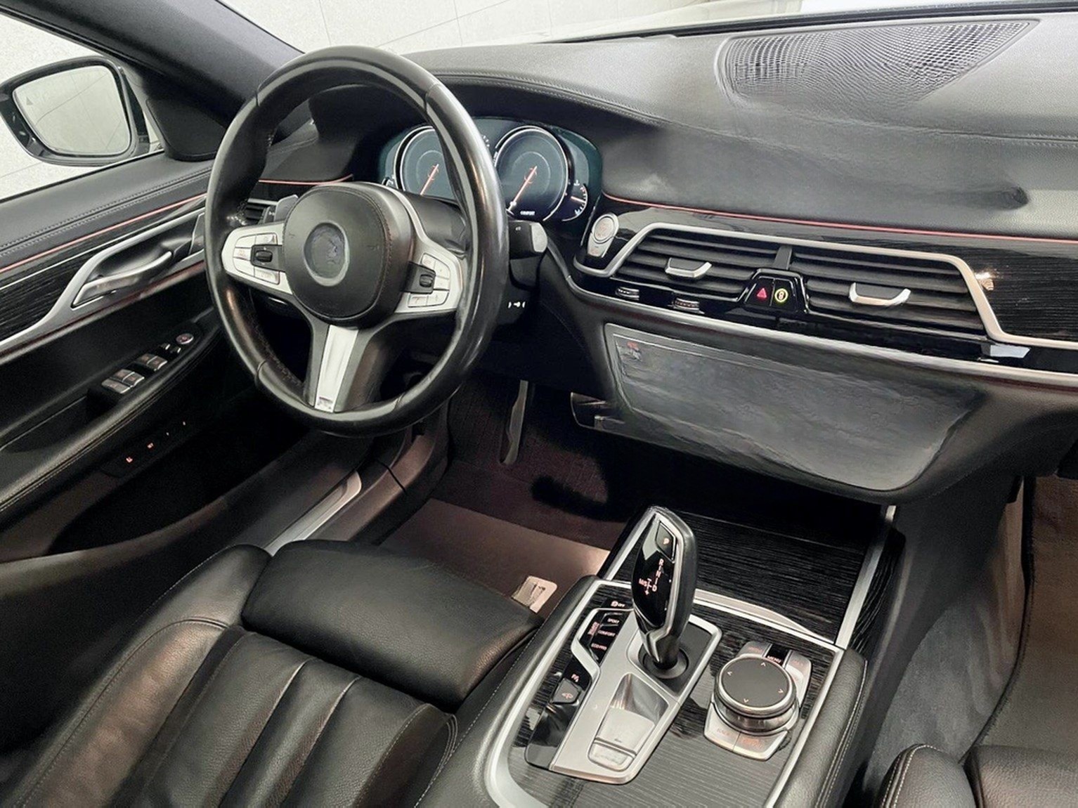 BMW 740i M Sportpaket 1.Hand+eSHD+Massage+Gestik foto 12