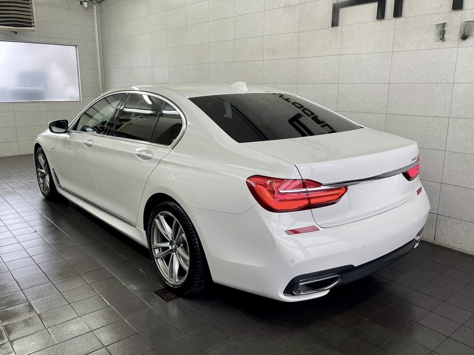 BMW 740i M Sportpaket 1.Hand+eSHD+Massage+Gestik foto 8