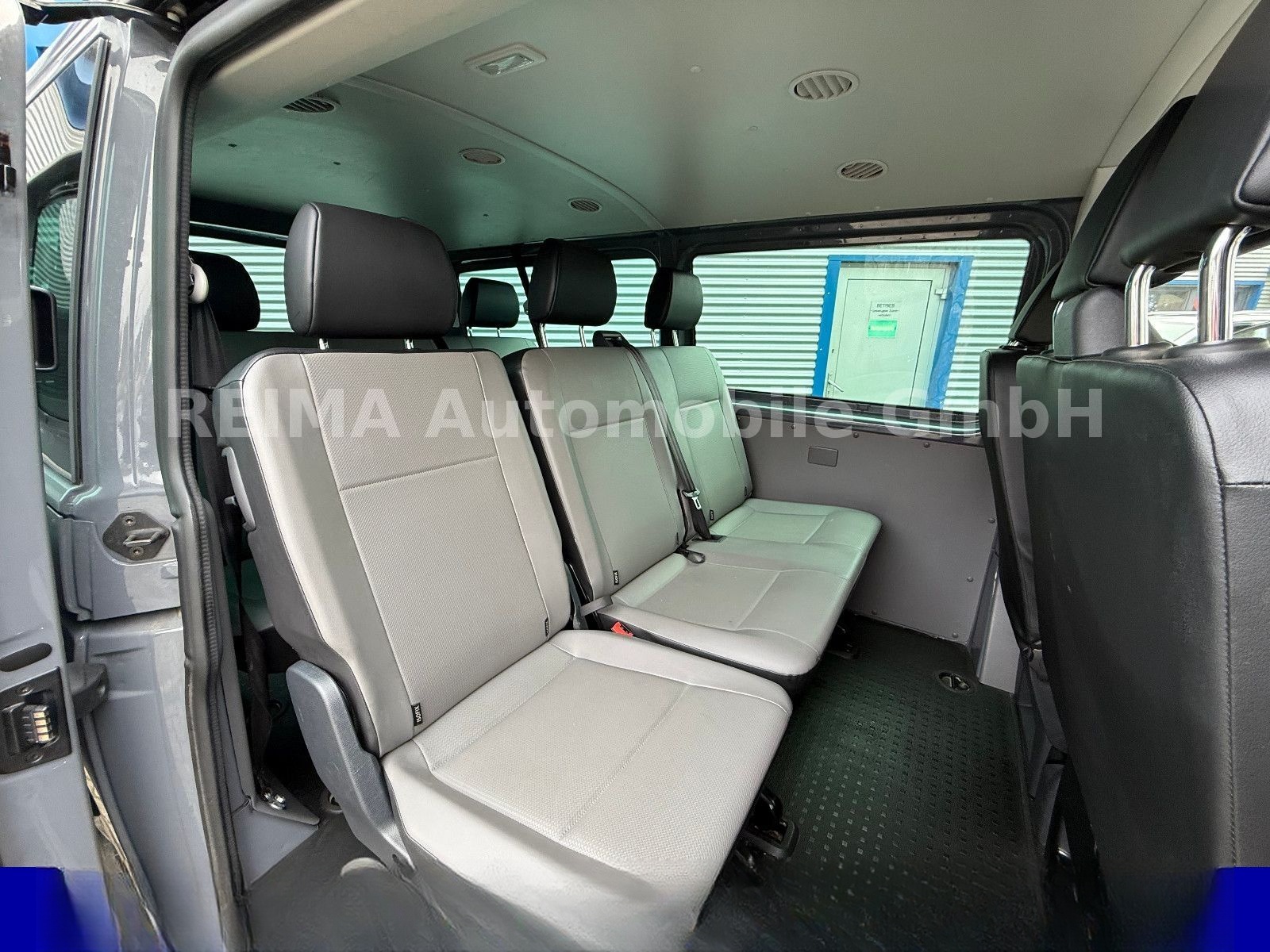 Volkswagen T6.1 Bus 2,0 Diesel L 2, 9 Sitzer, Automatik foto 5