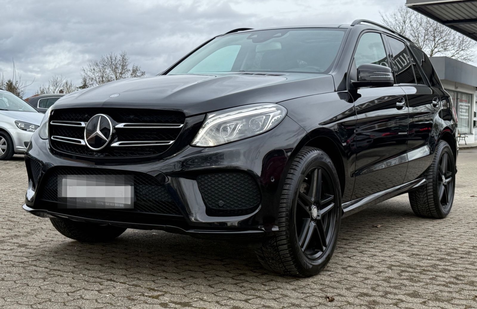 Mercedes-Benz GLE 350d AMG Line 4Matic AHK Pano Leder H&K foto 2