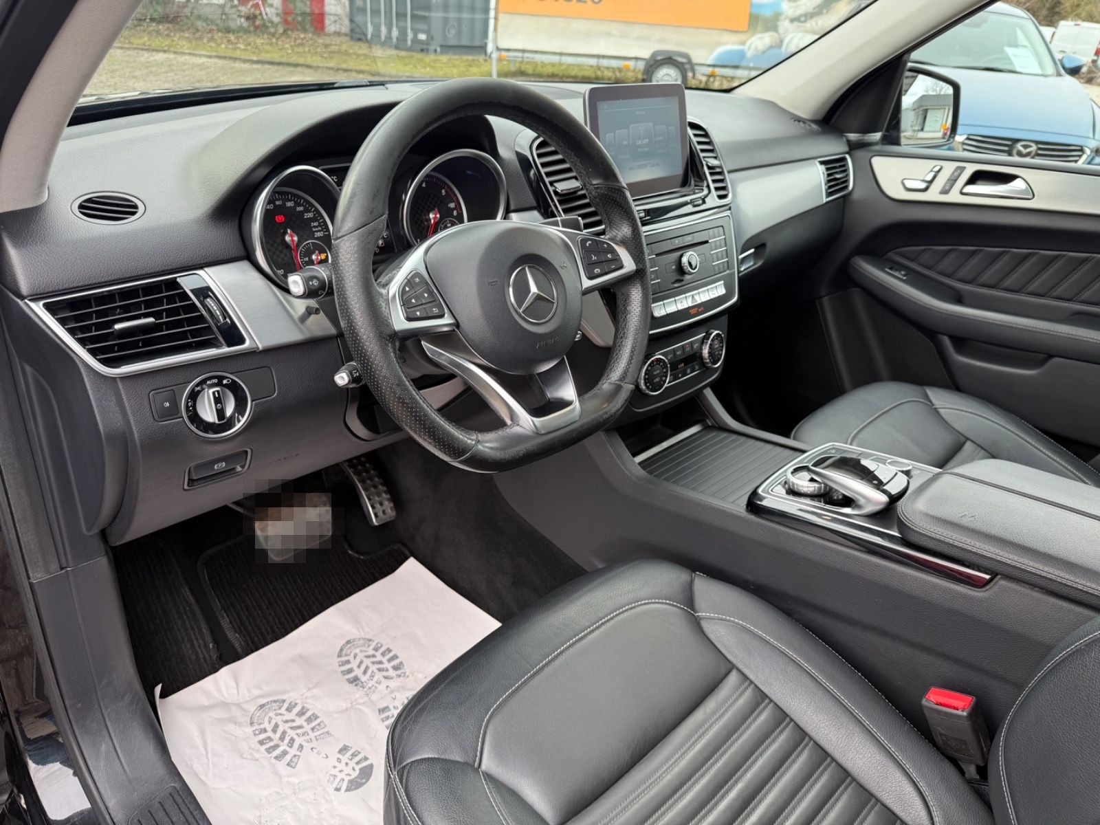 Mercedes-Benz GLE 350d AMG Line 4Matic AHK Pano Leder H&K foto 12