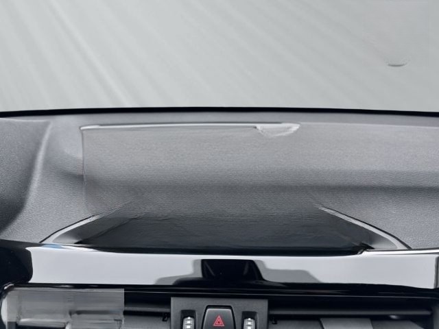 BMW X1 18iA sDrive xLine Navi LED H/K Pano.Alarm foto 11