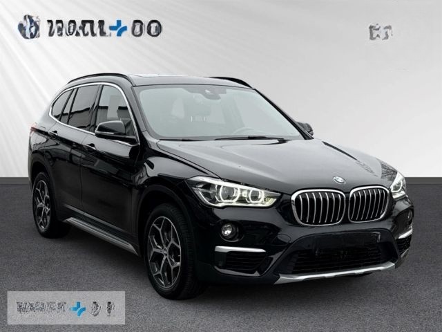 BMW X1 18iA sDrive xLine Navi LED H/K Pano.Alarm foto 6