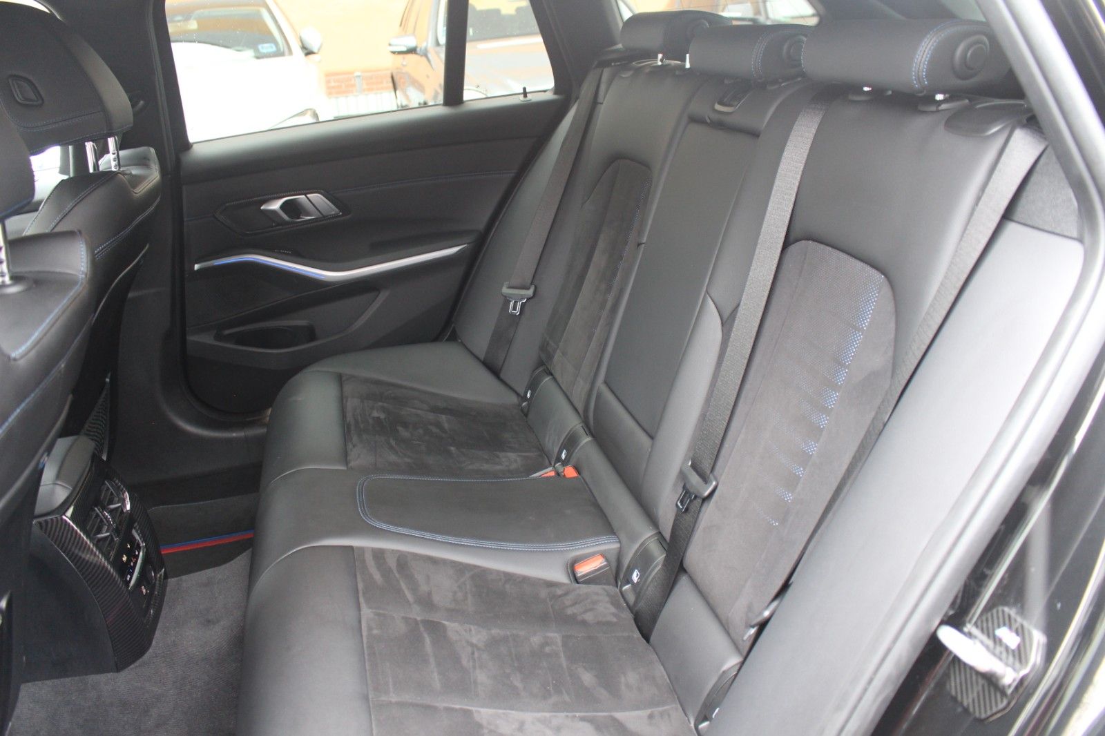 BMW 330 d Kombi M-Paket/Laser/Kamera/Abst.Temp/S.Ass foto 11