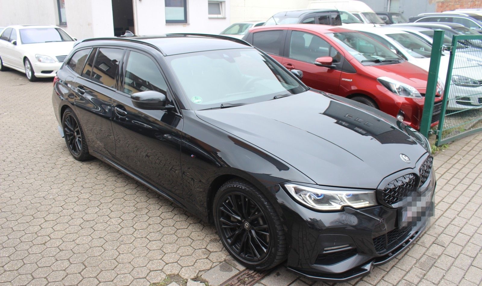 BMW 330 d Kombi M-Paket/Laser/Kamera/Abst.Temp/S.Ass foto 3