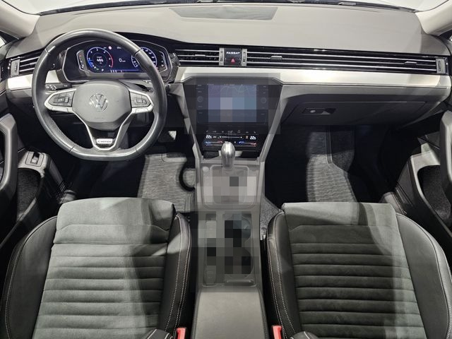 Volkswagen Passat 4Motion Sport Led Navi Leder AHK Kamera foto 17