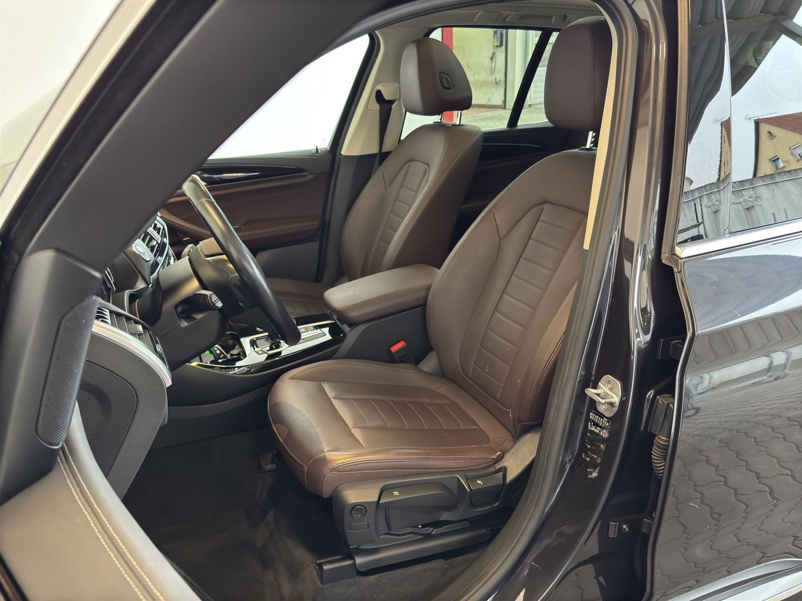 BMW X3 xDrive30iA Luxury Line NaviProf.LED.AHK.PGD. foto 8