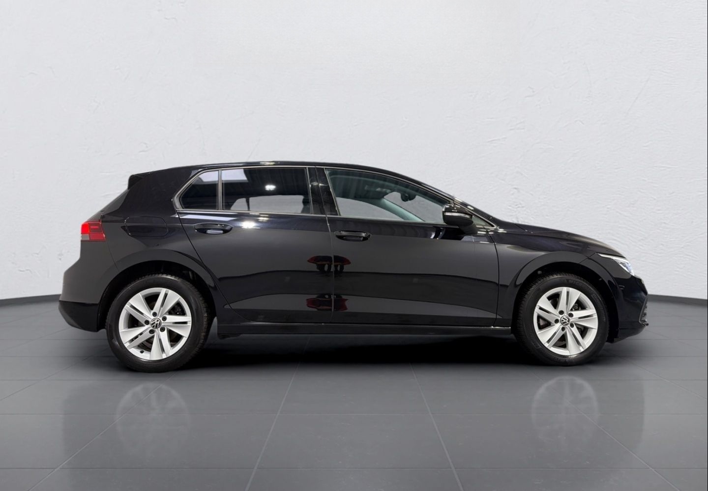 Volkswagen Golf 8 2.0 TDI DSG LIFE LED KAMERA NAVI 16Z TEMP foto 6