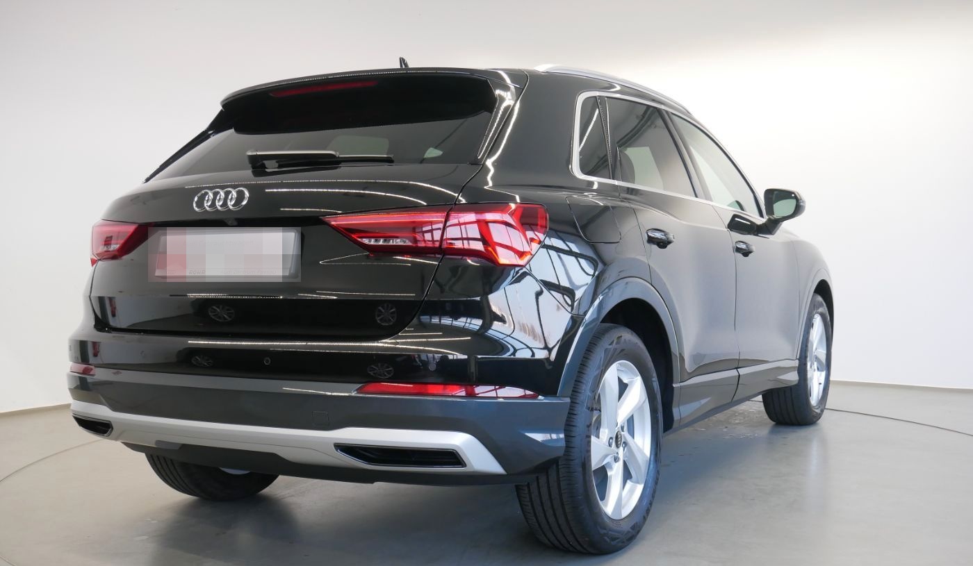 Audi Q3 35 TFSI S tro. advanced LED AHK virt. Cock. foto 6