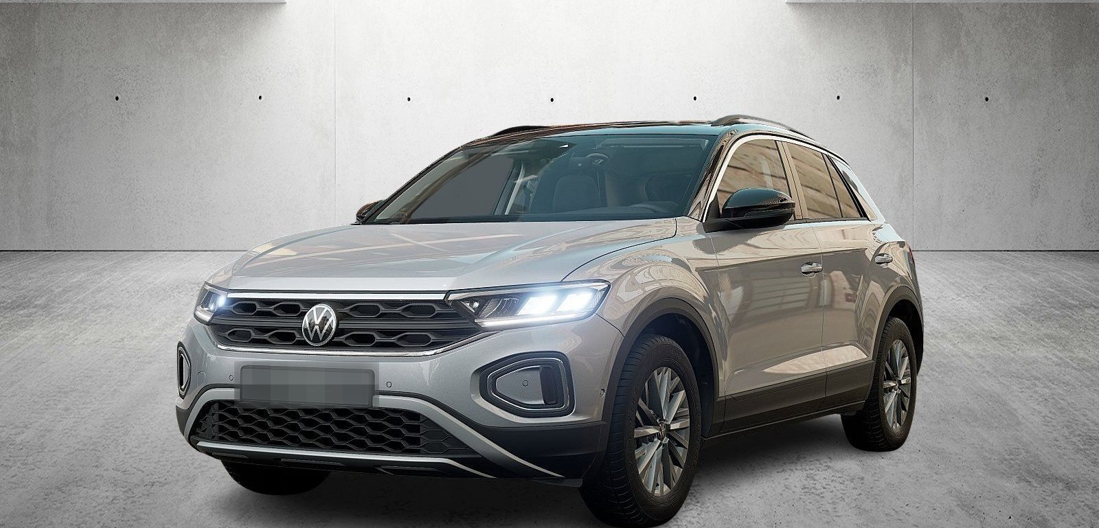 Volkswagen T-Roc Life 1.5 TSI AHK AUT Kam. LED LM Navi PDC foto 2