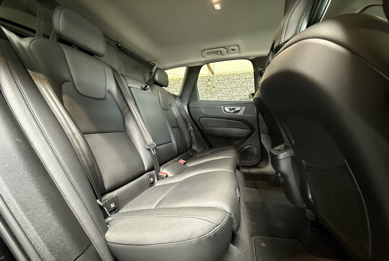 Volvo XC60 Inscription AWD|360*|STHZ+SHZ|AHK|NAVI| foto 12