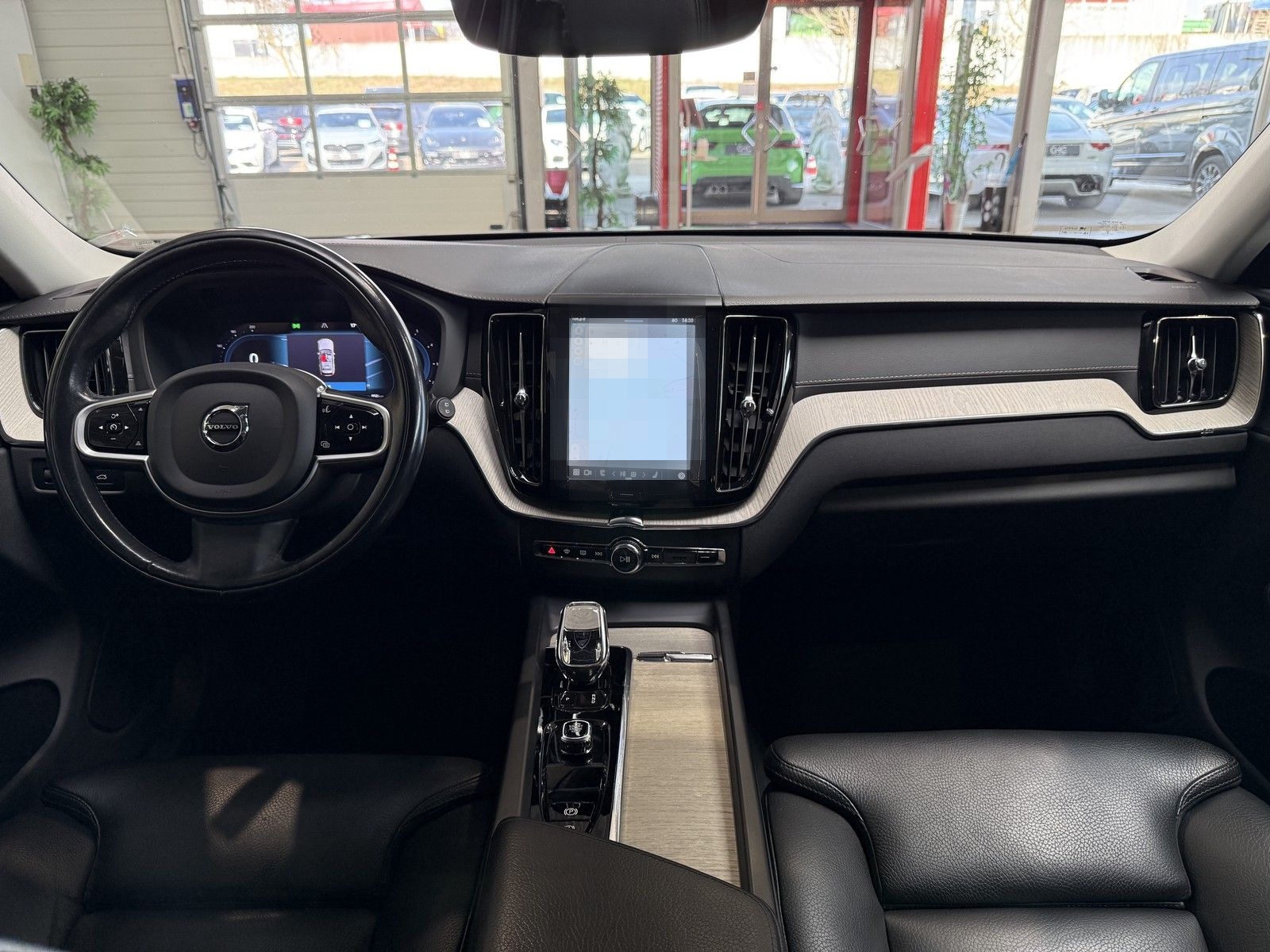 Volvo XC60 Inscription AWD|360*|STHZ+SHZ|AHK|NAVI| foto 15