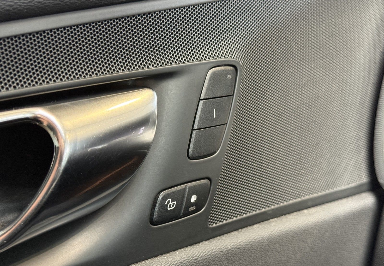 Volvo XC60 Inscription AWD|360*|STHZ+SHZ|AHK|NAVI| foto 19