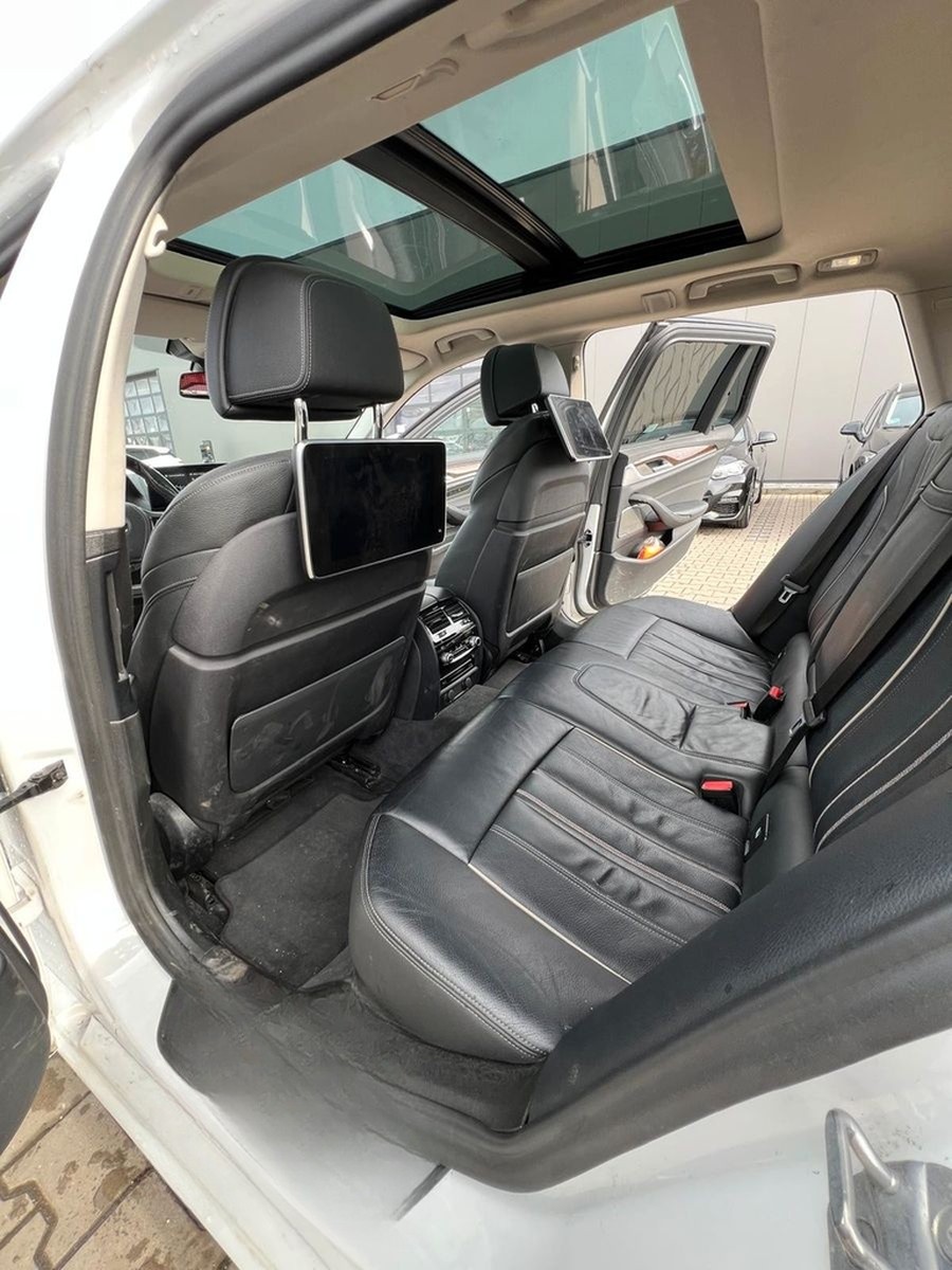 BMW 540xi Touring Luxury Line ACC AHK H&K Pano StHz foto 14