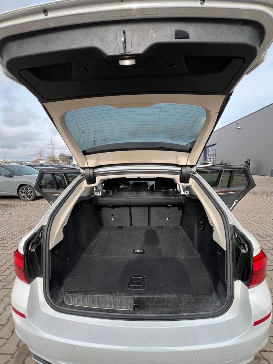 BMW 540xi Touring Luxury Line ACC AHK H&K Pano StHz foto 17