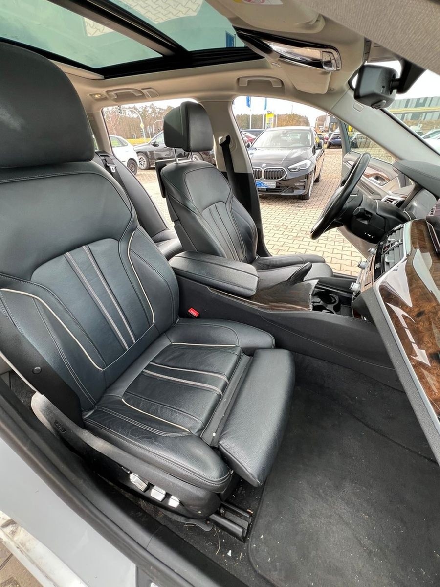 BMW 540xi Touring Luxury Line ACC AHK H&K Pano StHz foto 22