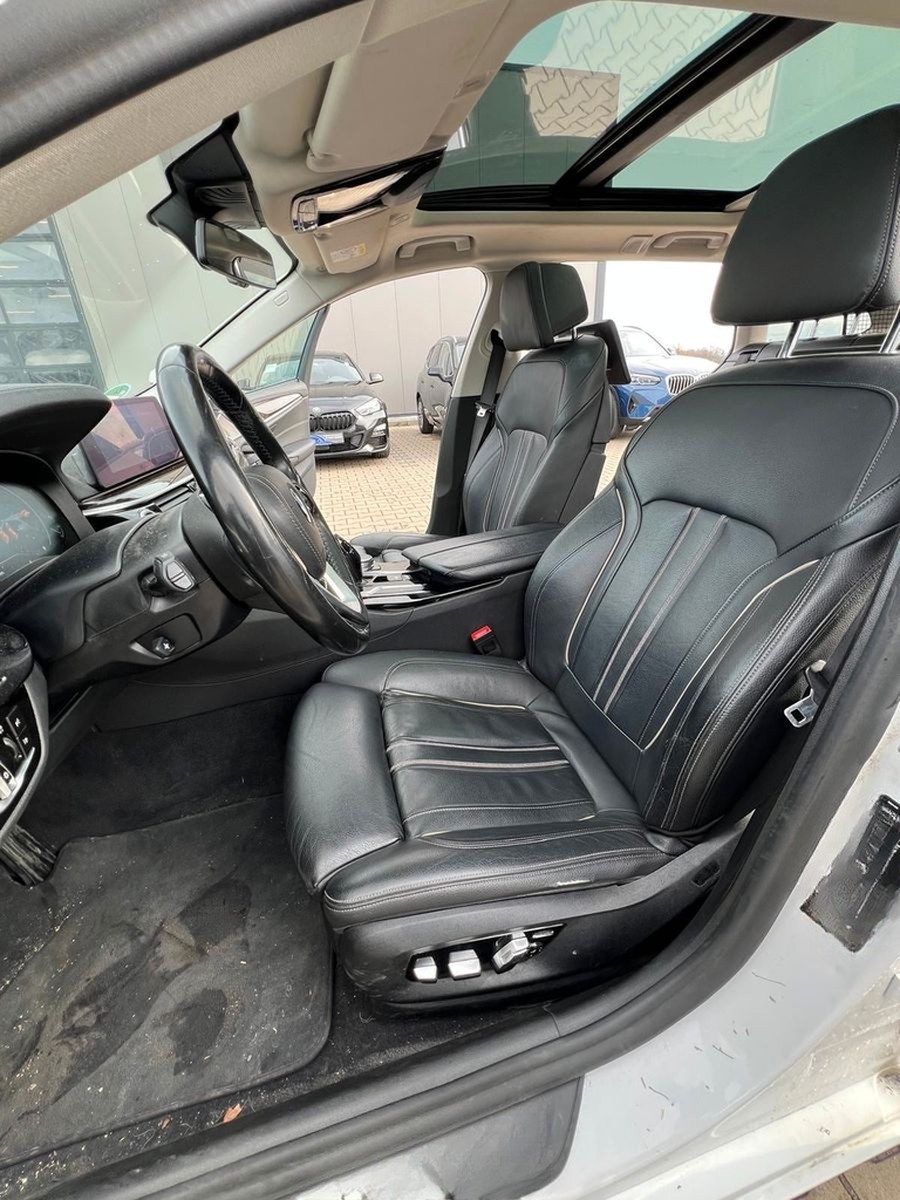 BMW 540xi Touring Luxury Line ACC AHK H&K Pano StHz foto 9