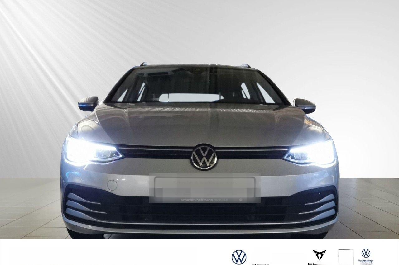 Volkswagen Golf VIII Variant Life 1.5 eTSI OPF DSG Klima foto 2