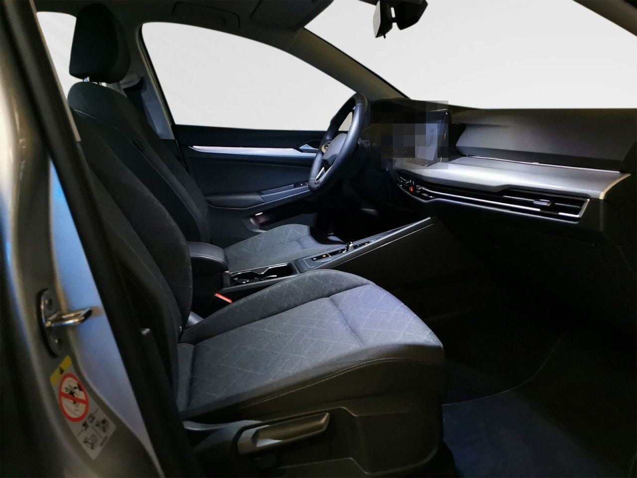 Volkswagen Golf VIII Variant Life 1.5 eTSI OPF DSG Klima foto 9