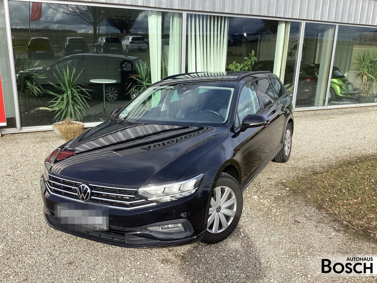 Volkswagen Passat Variant 2.0 TDI DSG Conceptline Navi RFK foto 3