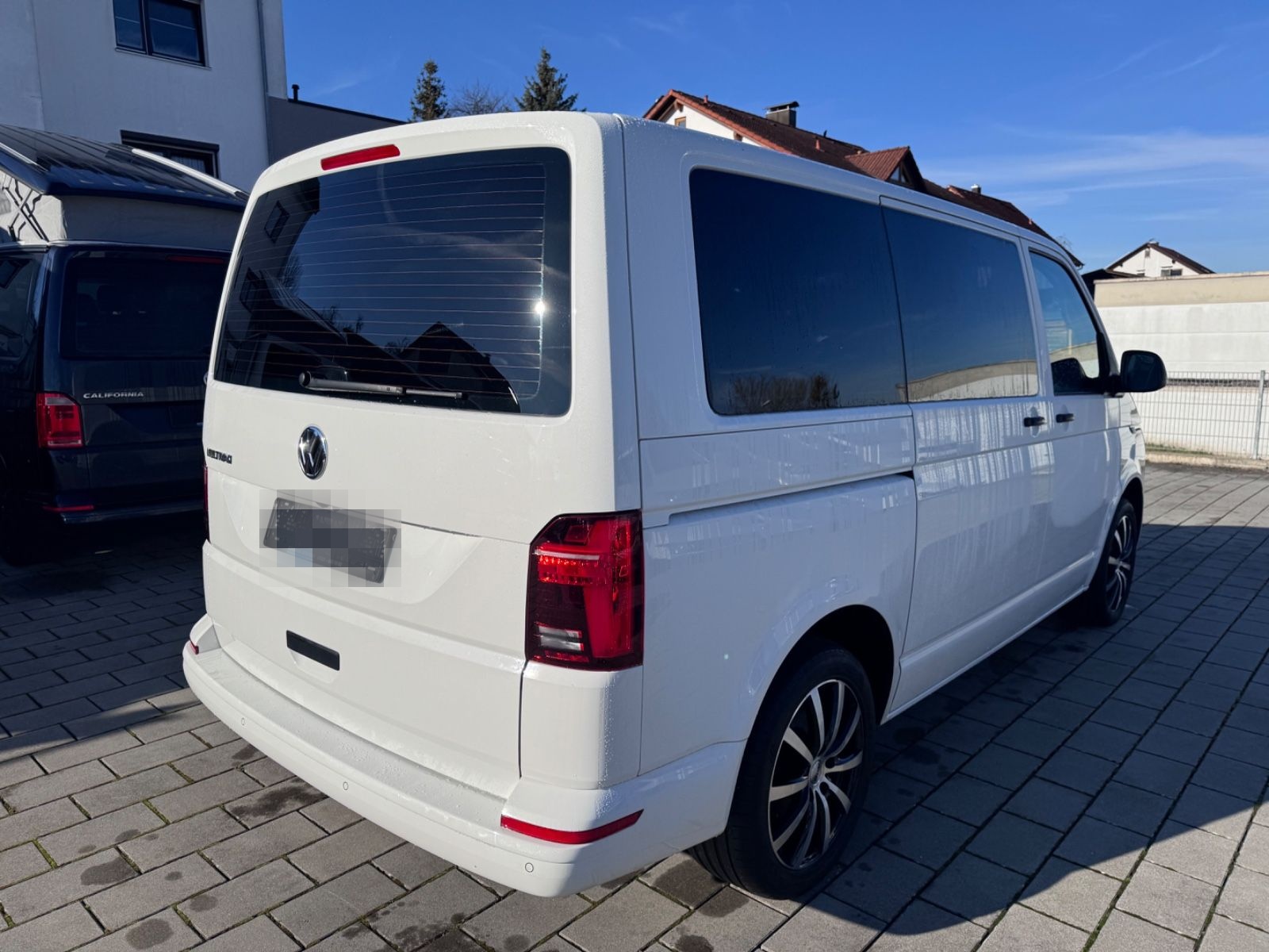 Volkswagen T6.1 Multivan DSG/LED/ACC/LUFT-STANDHEIZUNG foto 3