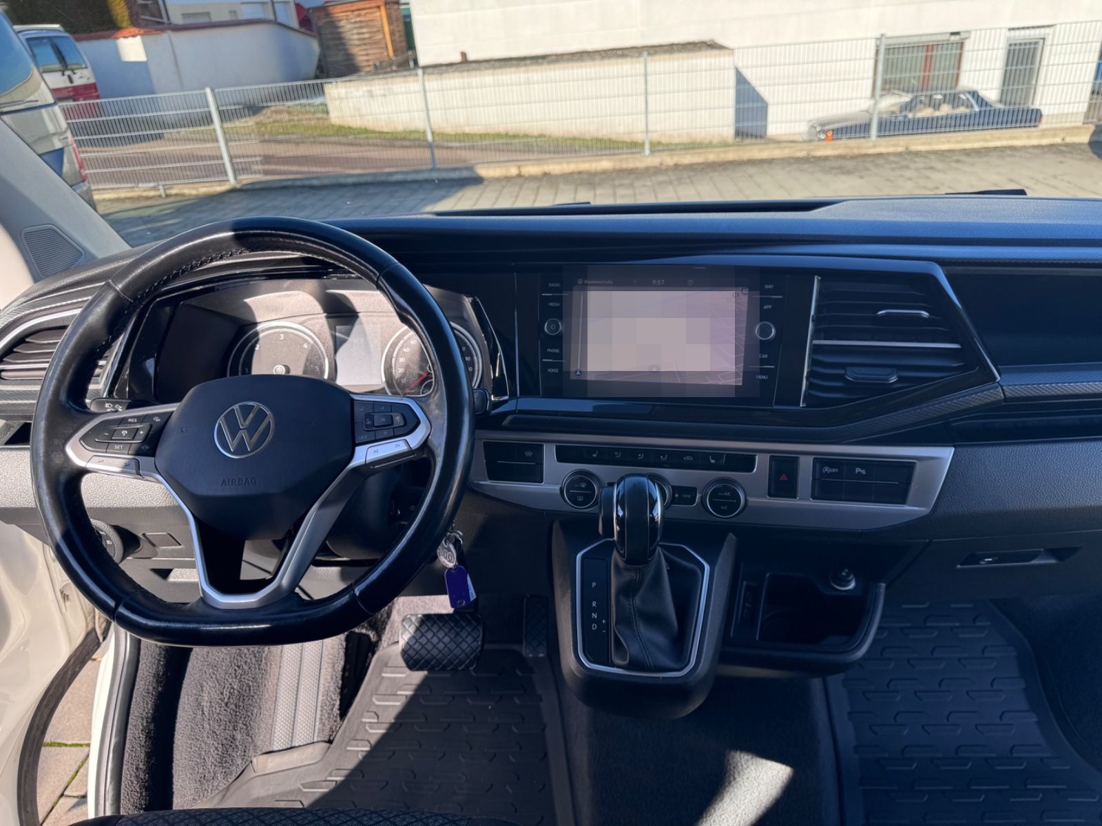 Volkswagen T6.1 Multivan DSG/LED/ACC/LUFT-STANDHEIZUNG foto 7