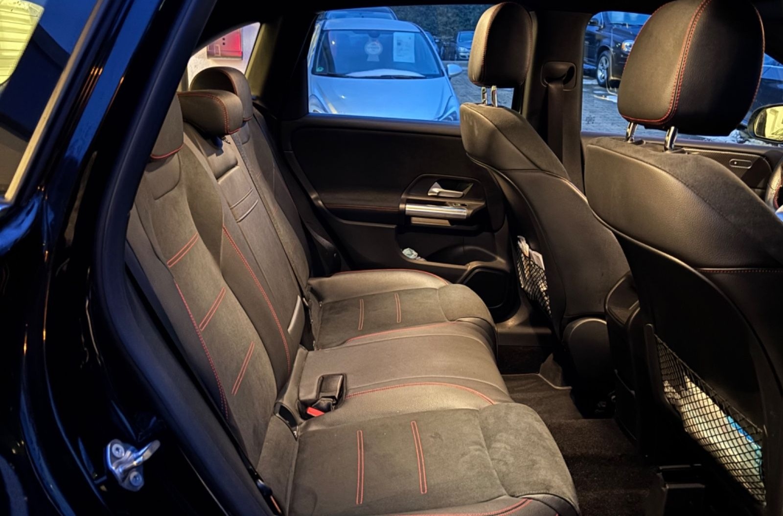Mercedes-Benz B 180 AMG Line Navi  Rentner Fahrzeug foto 13