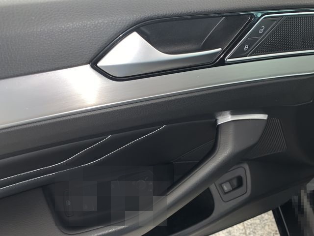 Volkswagen Passat Variant Elegance AHK+PANO+KAMERA+IQ-LIGHT foto 18