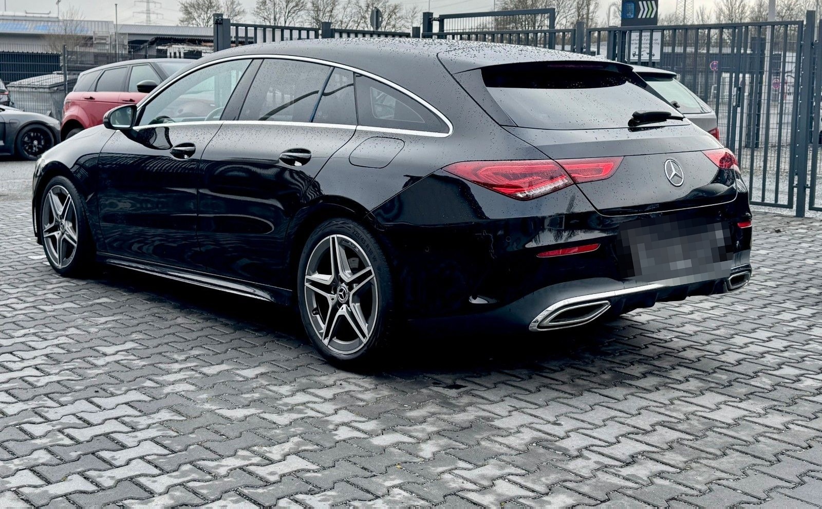 Mercedes-Benz CLA 180 d Shooting Brake *AMG-Line* foto 2