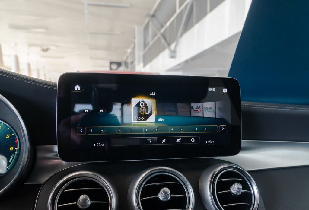 Mercedes-Benz GLC 300 de 4M AMG Sport Distr. LED Navi Kamera S foto 14