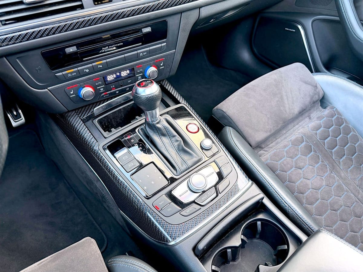 Audi RS6 4.0 TFSI/PANO/B&O/ALCANTARA/HEAD UP/ACC/360° foto 20