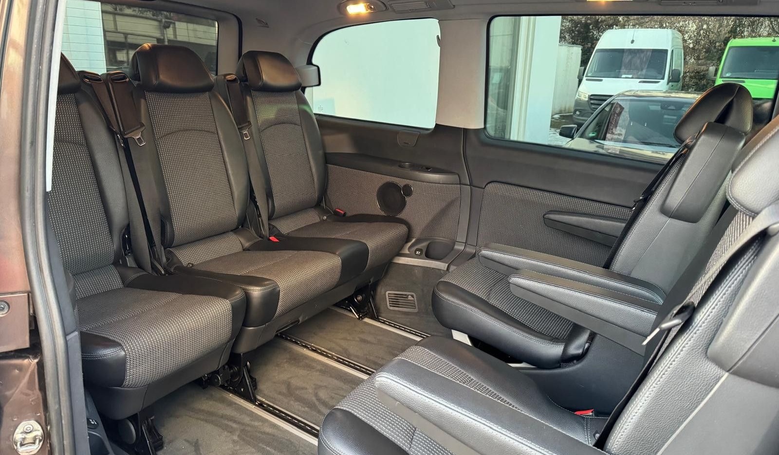 Mercedes-Benz Viano 2.2 CDI BlueEfficiency Edition Aut.*1.Hand foto 16