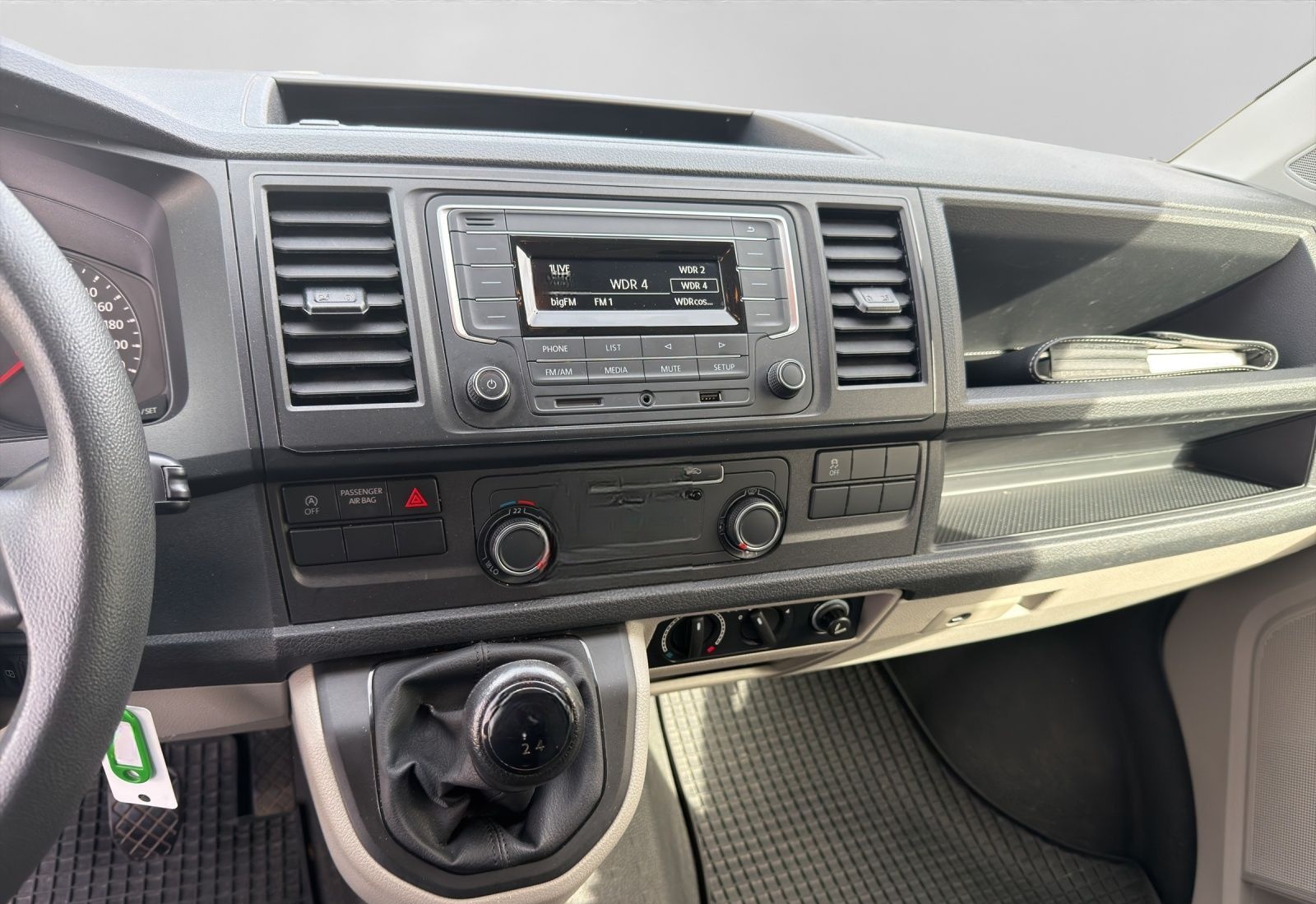 Volkswagen T6 Kombi 2.0 TDI AHK KLIMA PDC foto 11