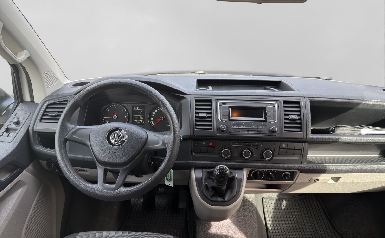 Volkswagen T6 Kombi 2.0 TDI AHK KLIMA PDC foto 5