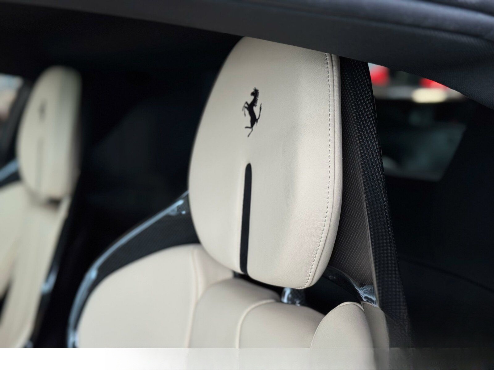 Ferrari SF90 Stradale CARBON LIFT RACING SEATS LEDS 360° foto 17