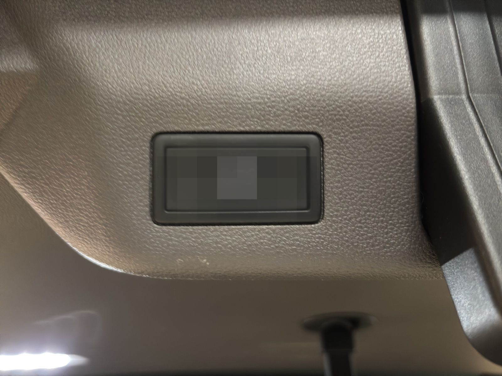 Volkswagen T7 Multivan LÜ 1.4eHybrid Energetic MATRIX PANO foto 17